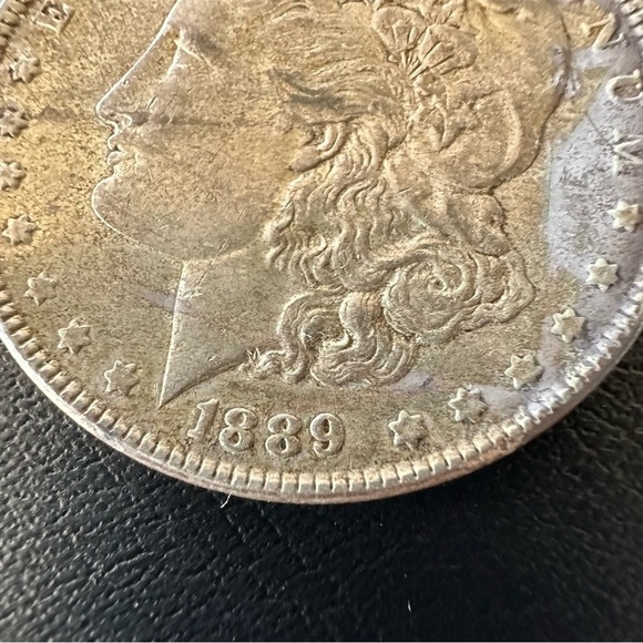 Vintage 1889 Morgan Silver Dollar – 90% Silver – U.S. Mint Collectible Coin - Picture 4 of 15